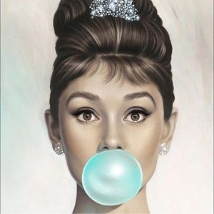 Meet your Posher, Valeria